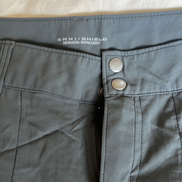 Columbia full length OmniShield hiking pants - Picture 3 of 7